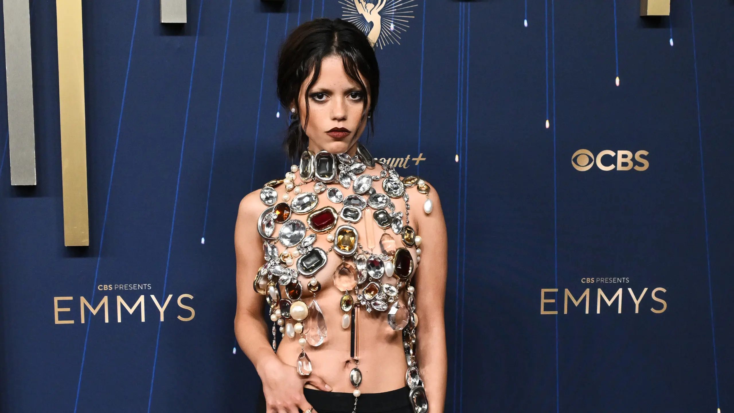 2025 Emmy Ödülleri en iyi kırmızı halı görünümleri