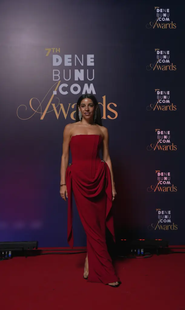 Denebunu Awards Elvin levinler