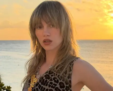 70’lerin mirası “shag” kesimi şekillendirmenin yolları