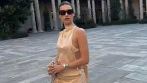 Afra Saraçoğlu’nun Milano stili: Minimalizmin güçlü bir versiyonu
