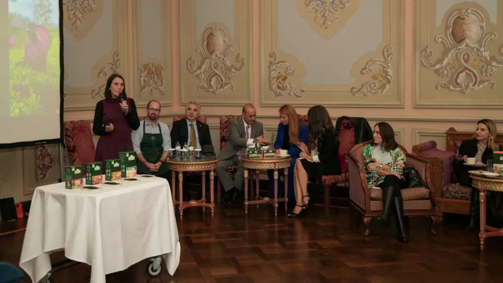 Ahmad Tea ile beş çayı geleneğini yeniden keşfettik