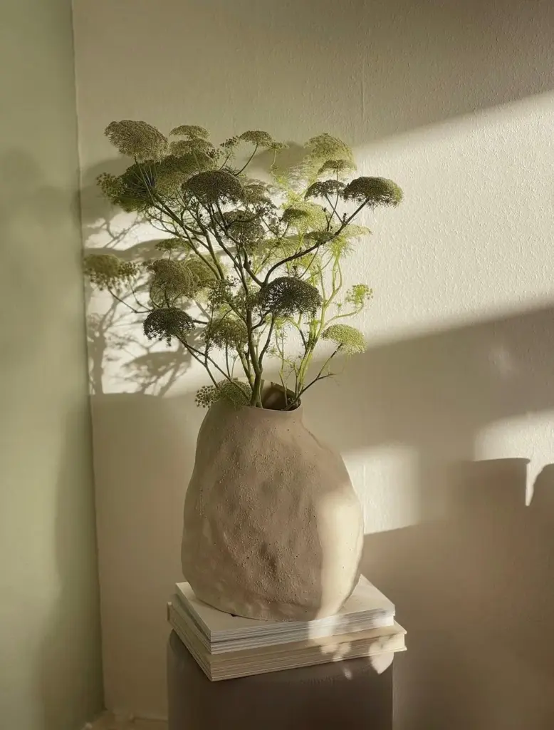 Çiçeklerle dekorasyon yaratmak