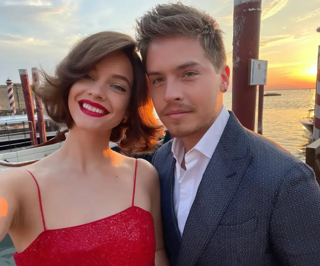 Barbara Palvin ve Dylan Sprouse bebek