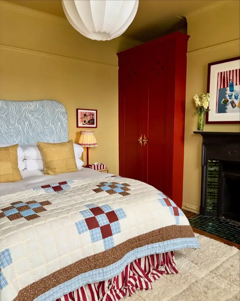 Neden beklenmedik kırmızı?