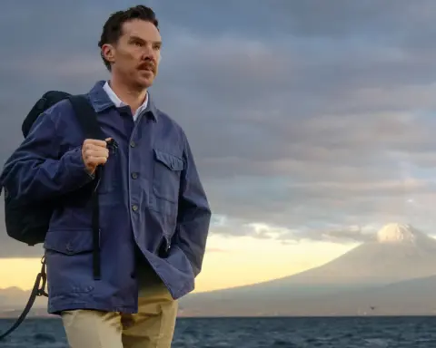 Benedict Cumberbatch ve Letitia Wright, Prada Re-Nylon 2026 kampanyasında buluşuyor