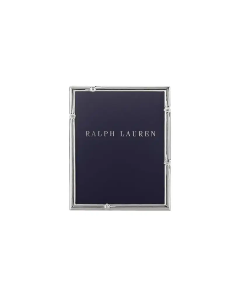 Işıltılı detaylar: Gümüş çerçeve