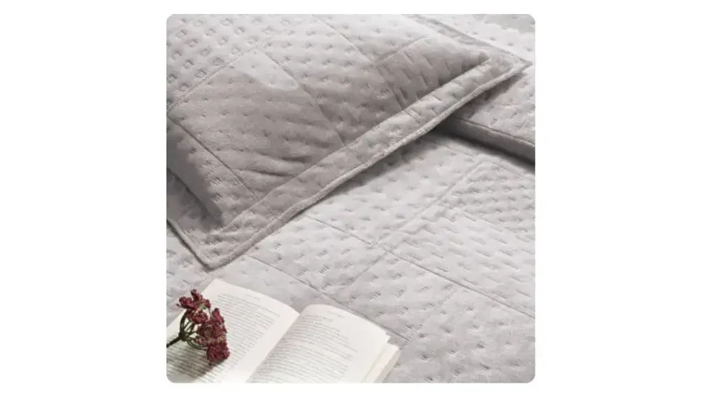 Taç alvin yatak örtüsü seti