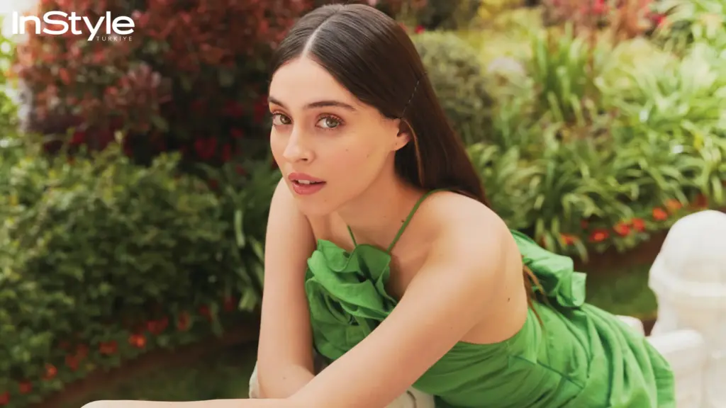 Cemre Baysel: Yeni romantik