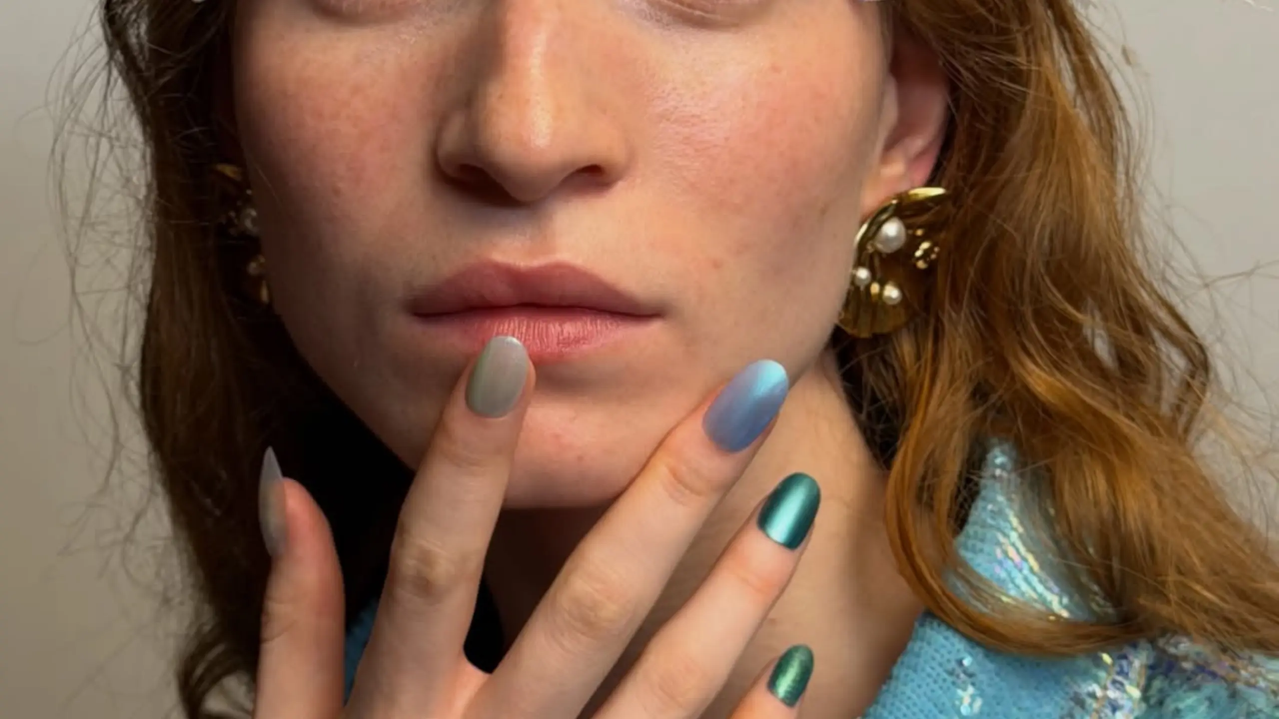 Chanel Cruise koleksiyonundan ilhamla: Denizkızı manikür trendi