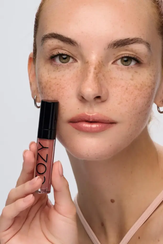 İlk koleksiyon: Fonksiyonel tasarım ve zamansız estetik