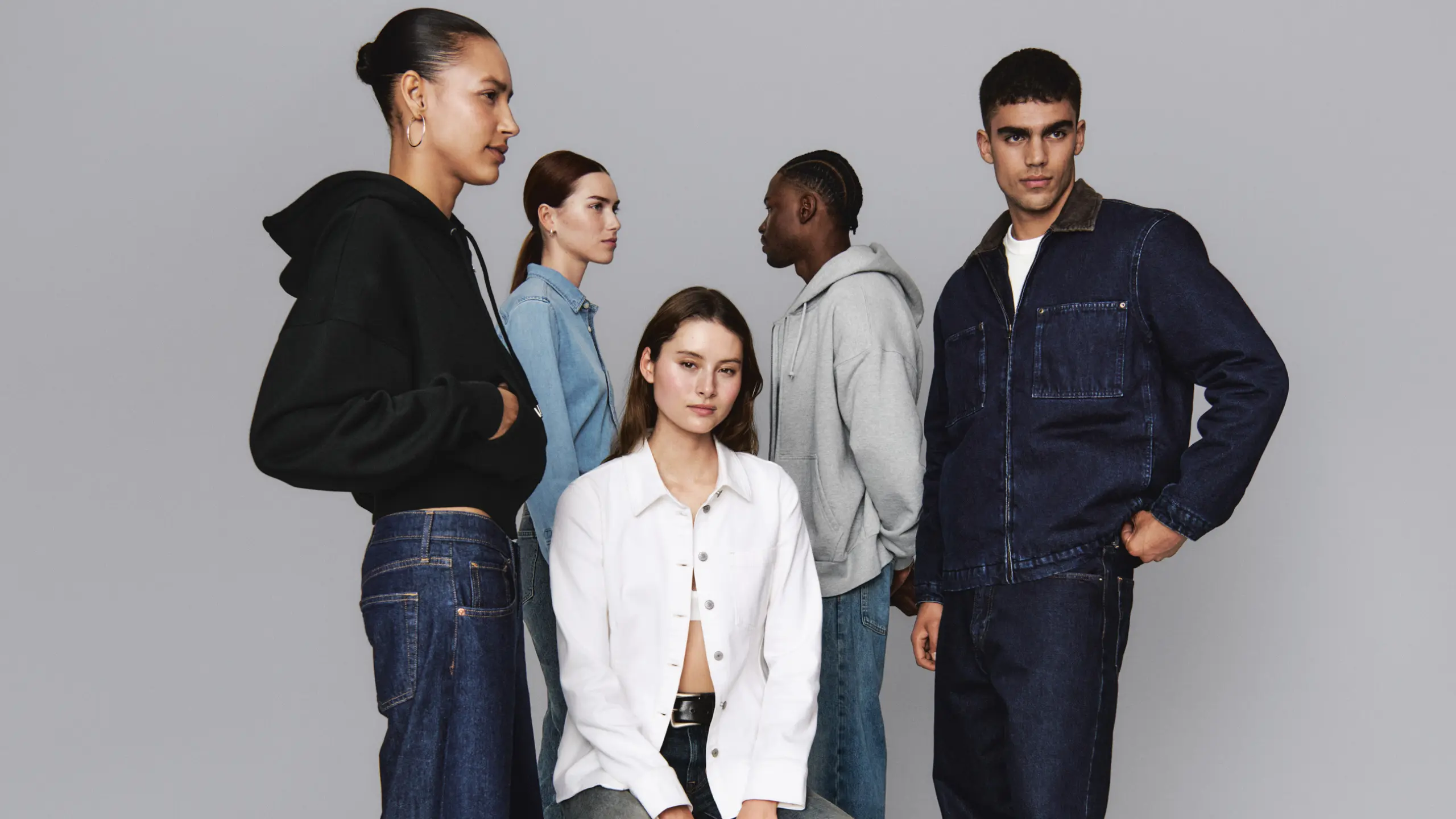 Denim ile zamansız silüetler