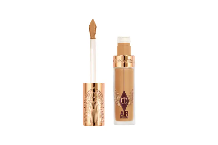 Charlotte Tilbury
Airbrush concealer