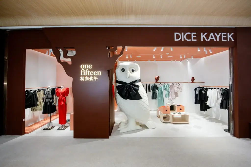 Uzak Doğu rotası: One Fifteen, Taipei