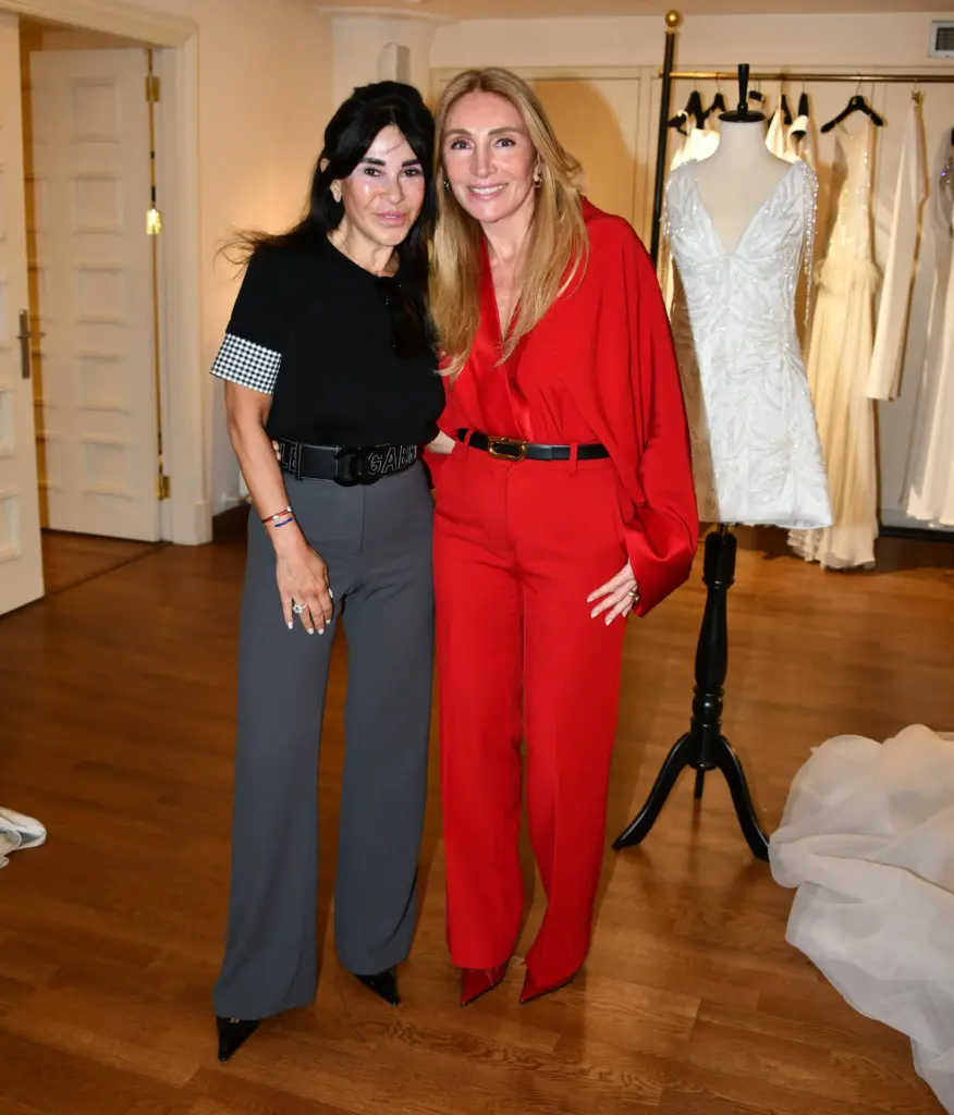 Dilek Hanif, Arzu Sabancı