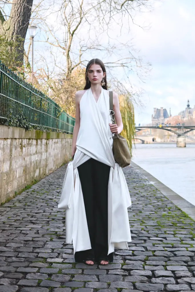 Kreatif Direktör Jonathan Anderson