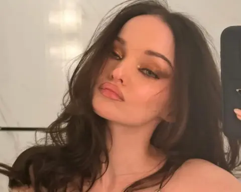 Dove Cameron’ın ilham veren saç rengi: Rich chocolate brown