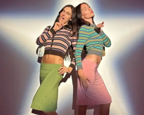 Düşük bel etekler nasıl kombinlenir?