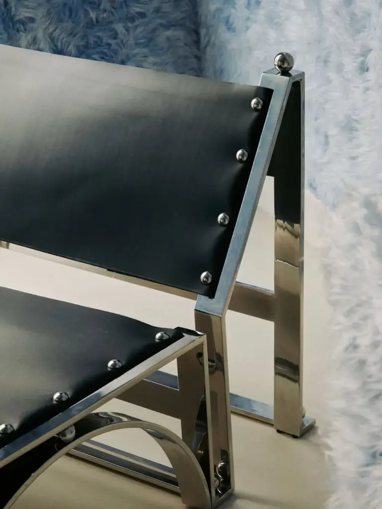 Necchi Architecture, Monde Singulier 