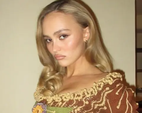 Fotoğraflarda somurtmak yeni “cool” mu? Karşınızda Gen Z pout