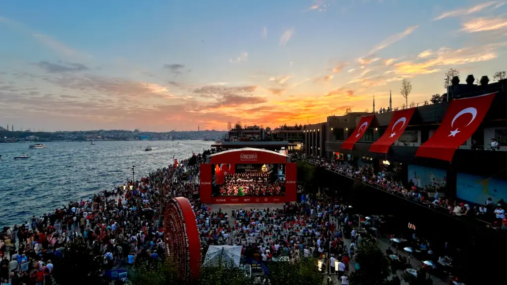 Galataport İstanbul Cumhuriyet’in 102. yılını gün boyu sürecek özel etkinliklerle kutluyor