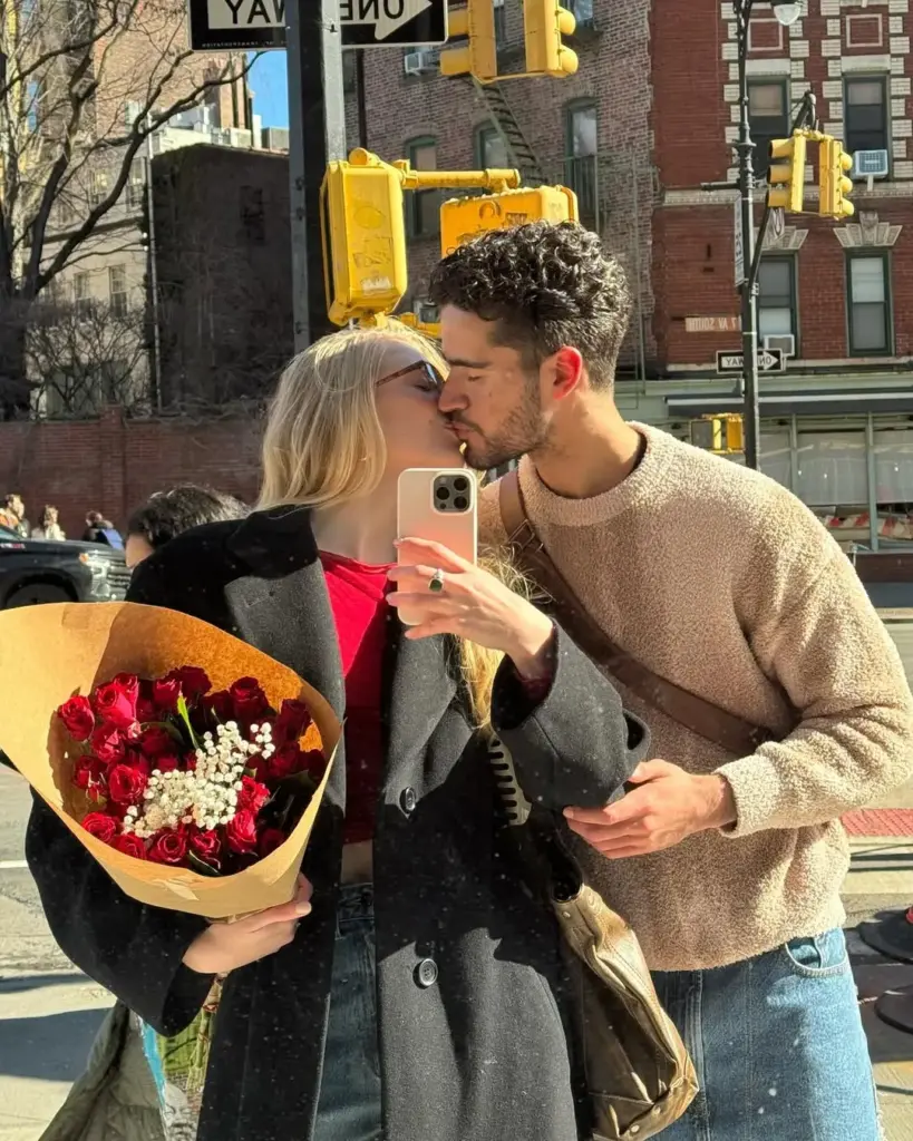 Flörtün davranışlarını anlama sanatı