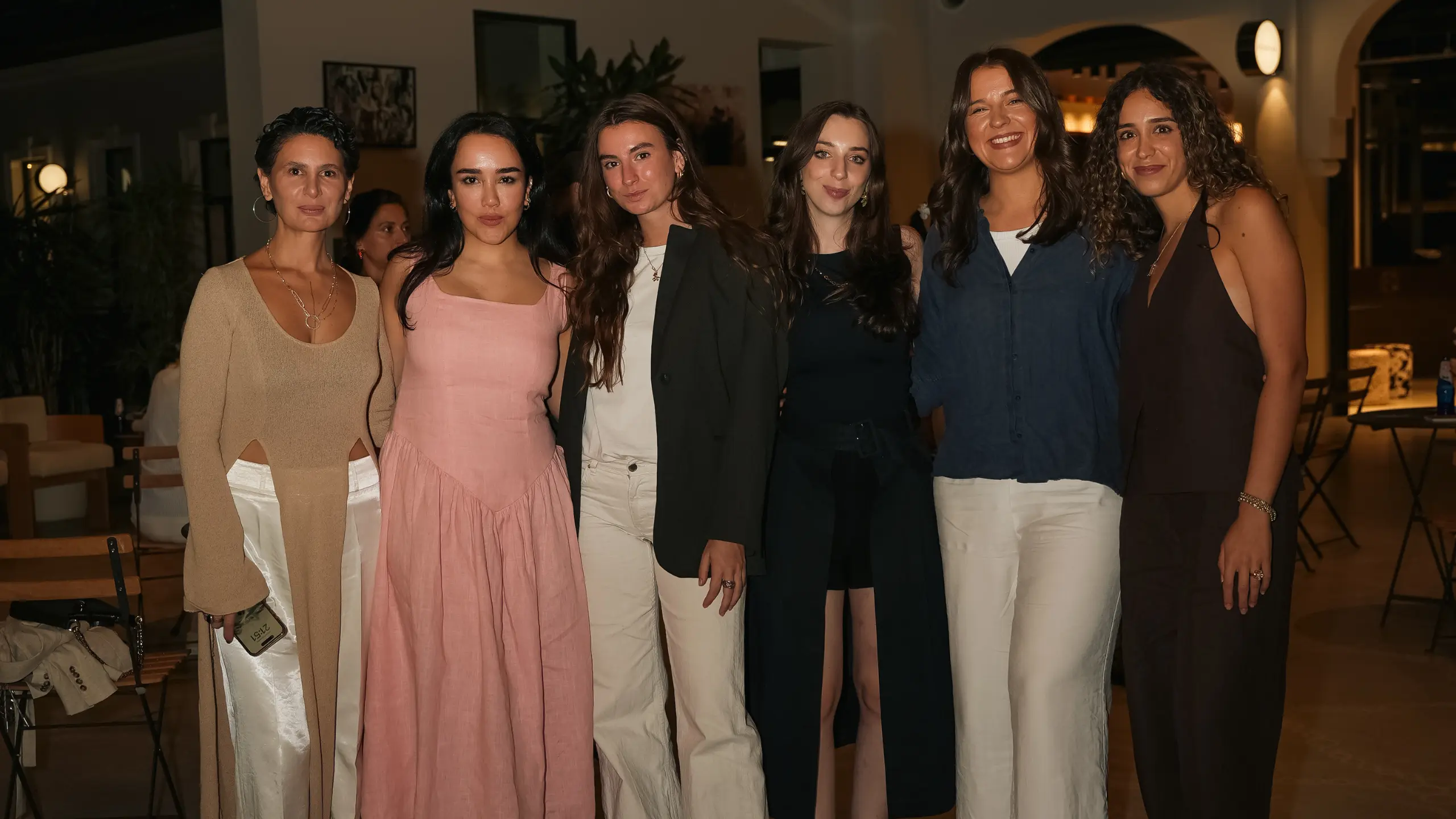 Gillian Jason Gallery ve Teaspoon Projects’ten İstanbul’da sanatçı sohbeti