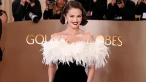 Golden Globes’ta Chanel etkisi: Selena Gomez ve Rose Byrne kırmızı halıya nasıl hazırlandı?