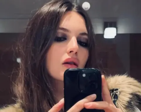 Göz makyajında maskarasız ve “smokey” görünüm yükselişte