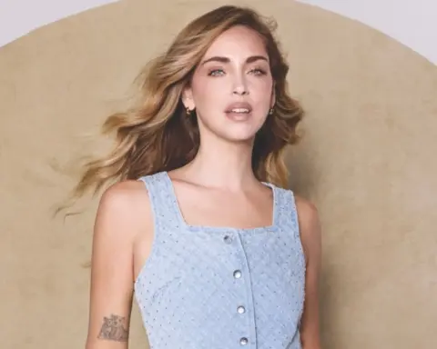 Guess'in yeni yüzü Chiara Ferragni oldu