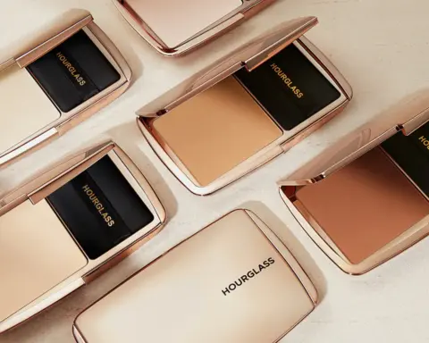 Hourglass, Ekim itibarıyla yalnızca Sephora Türkiye’de 