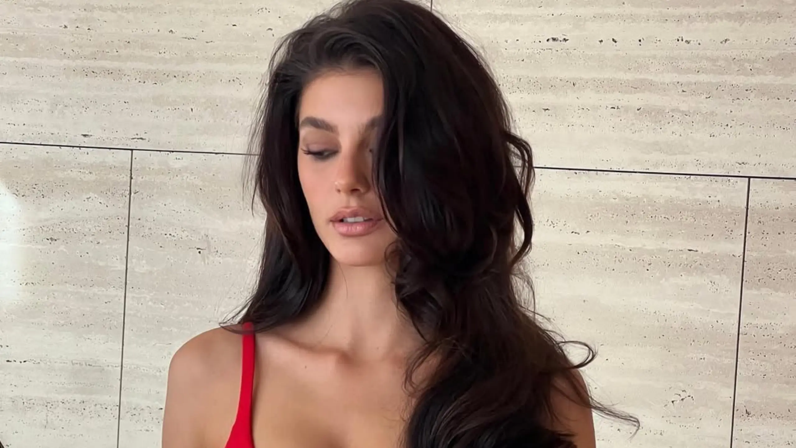 Hollywood’un hacimli fönleri retro dokunuşlarla geri dönüyor