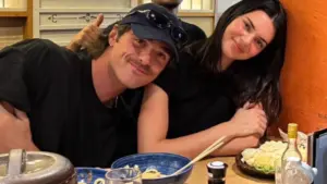 Hollywood’un yeni çifti Kendall Jenner ve Jacob Elordi Tokyo’da