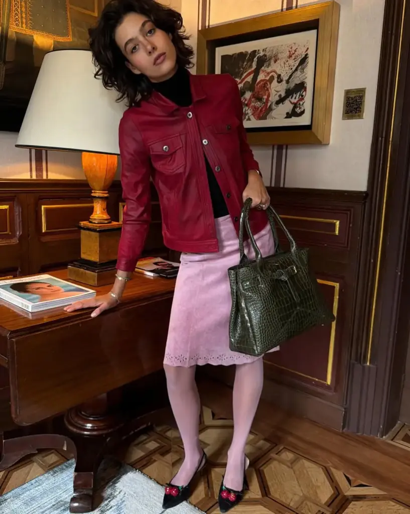 Şeker pembesiyle kırmızının ikonik kontrastı