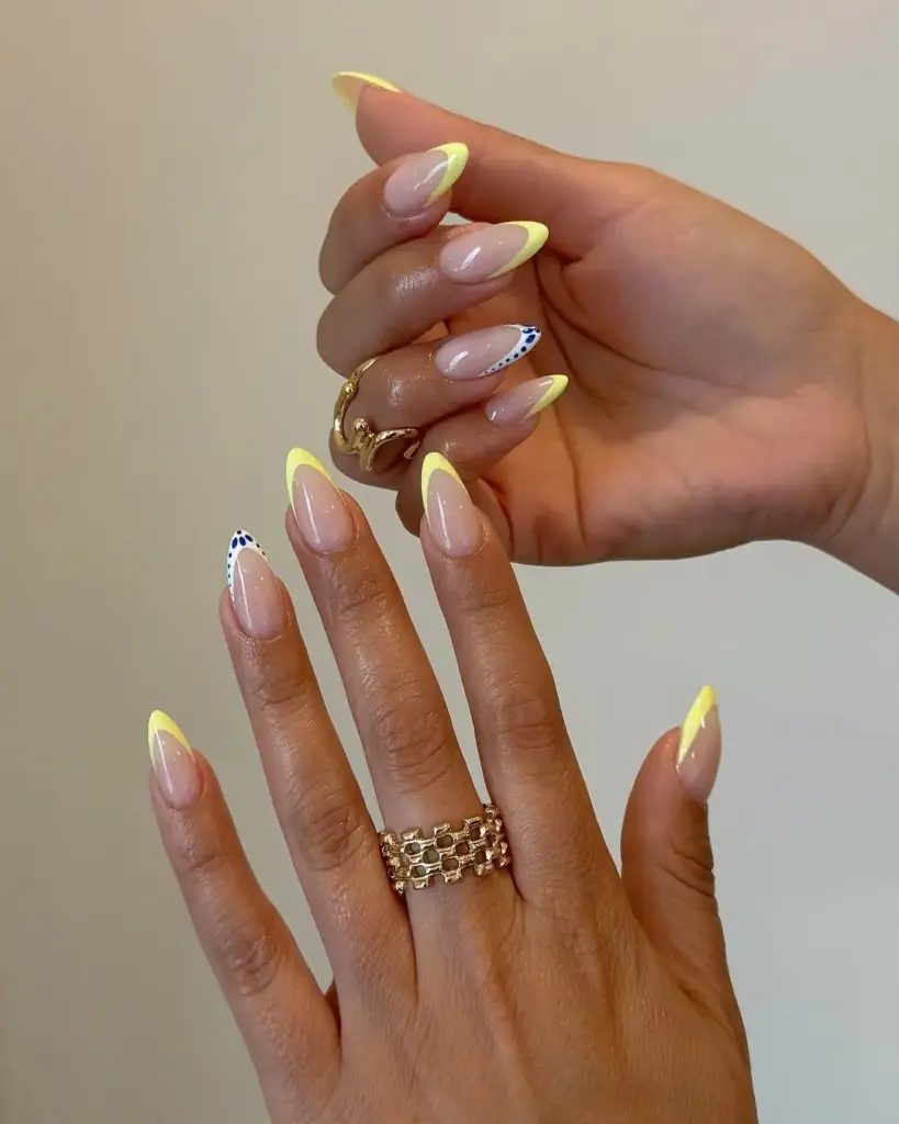 Pastel tonlarda french’ler