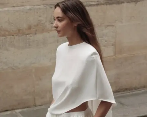 İlkbaharda pelerinleri kombinlemenin 4 yolu