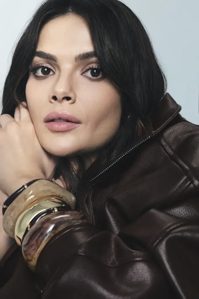 Ipekyol ve Sinem Ünsal