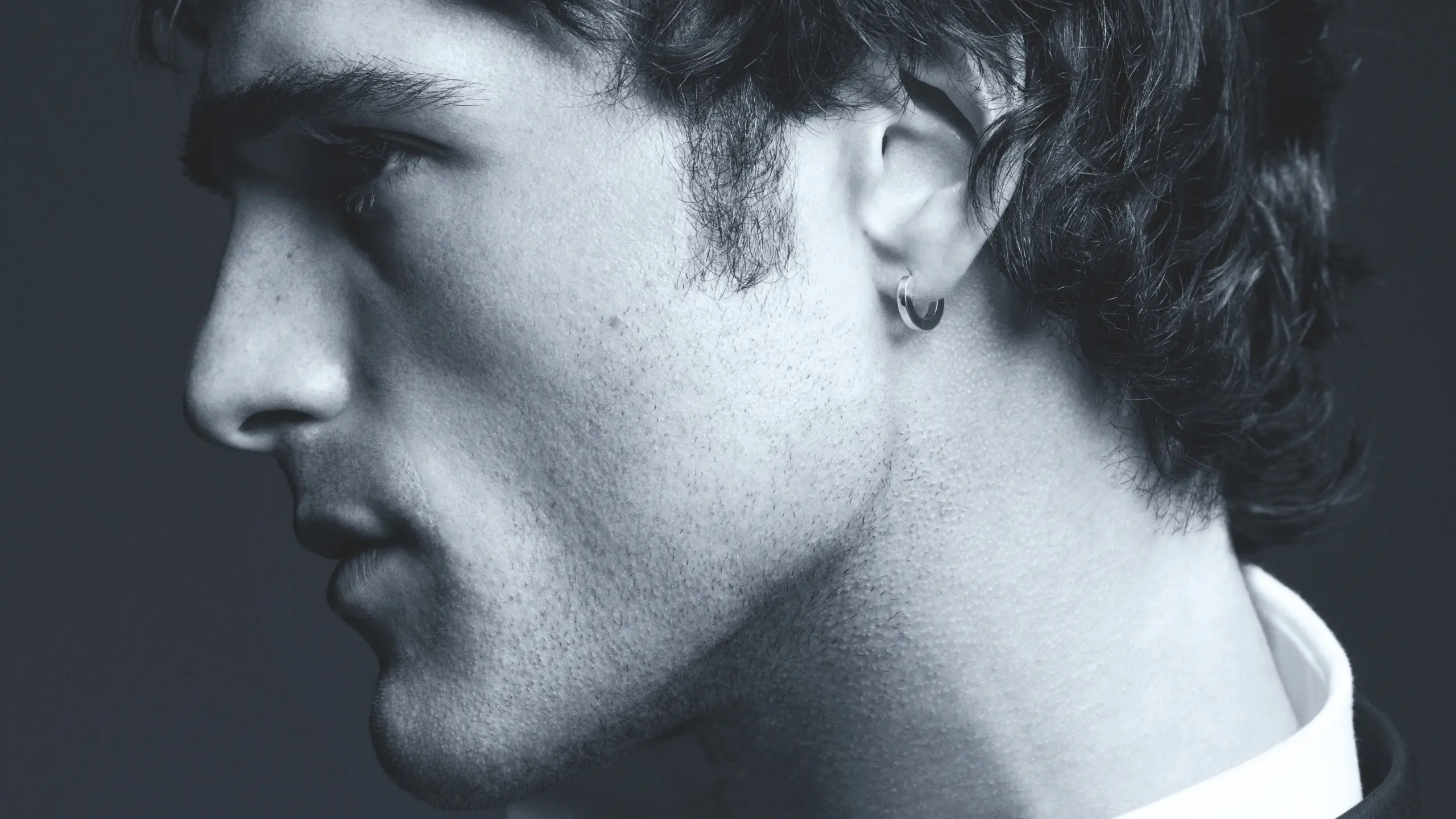 Jacob Elordi, Bleu de Chanel parfümünün yeni marka yüzü oldu