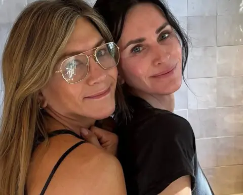 Jennifer Aniston’ın saç rengi