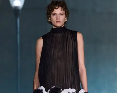 Jonathan Anderson'ın Dior'daki ilk Cruise koleksiyonu tanıtıldı