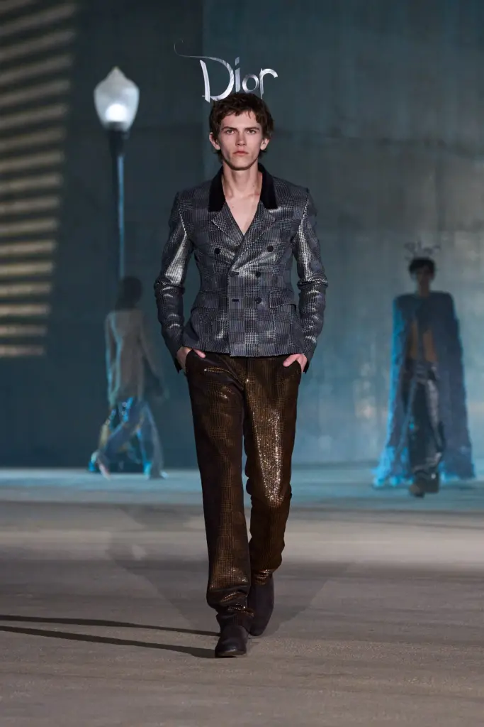 Dior Cruise 2027’de erkek modası