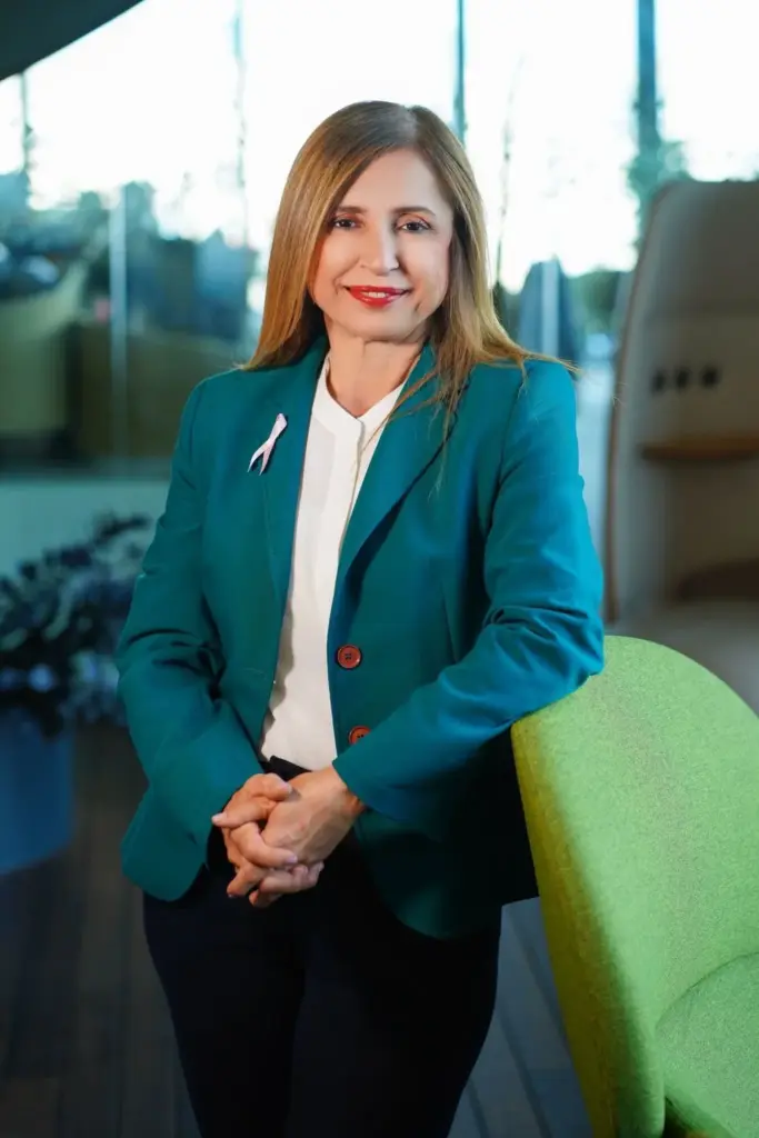 Kadın Dayanışmasının Gücü: Estée Lauder ve Pi Kadın Kanserleri Derneği El Ele