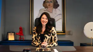 Kadın olmak: Hayata zarafetle dokunabilmek