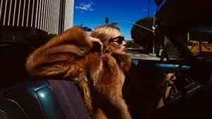 Saint Laurent’in Kate Moss’lu reklam kampanyası “Velvet Heat”