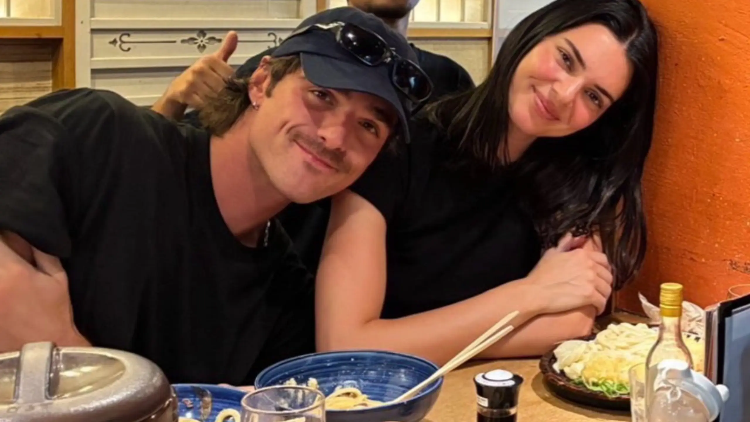 Kendall Jenner ve Jacob Elordi Tokyo’da birlikte görüntülendi
