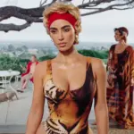 Kim Kardashian ve Kris Jenner Skims x Roberto Cavalli