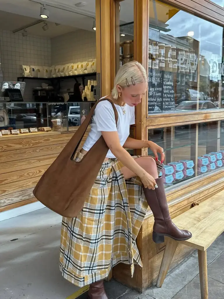 Yırtmaçlı uzun etekler