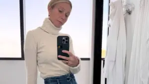 Kış gardırobunun kalıcı başrolü: Krem rengi kazaklar