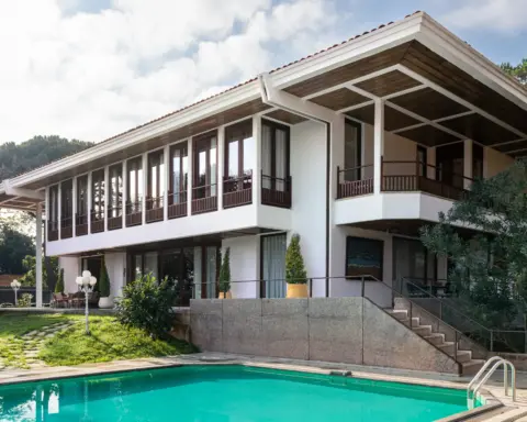 Kıskanmak dizisi setindeyiz: Paşazade Konağı'nın hikayesi