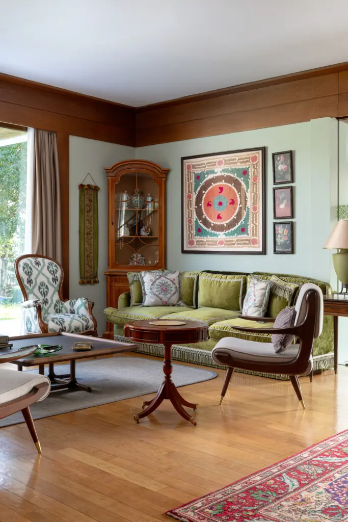 Kıskanmak dizisi ev nerede?