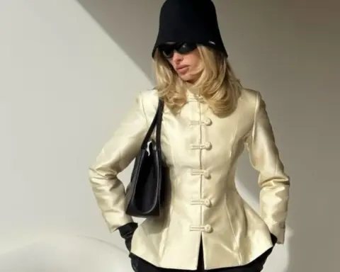 Kum saati formunda blazer’lar nasıl kombinlenir?